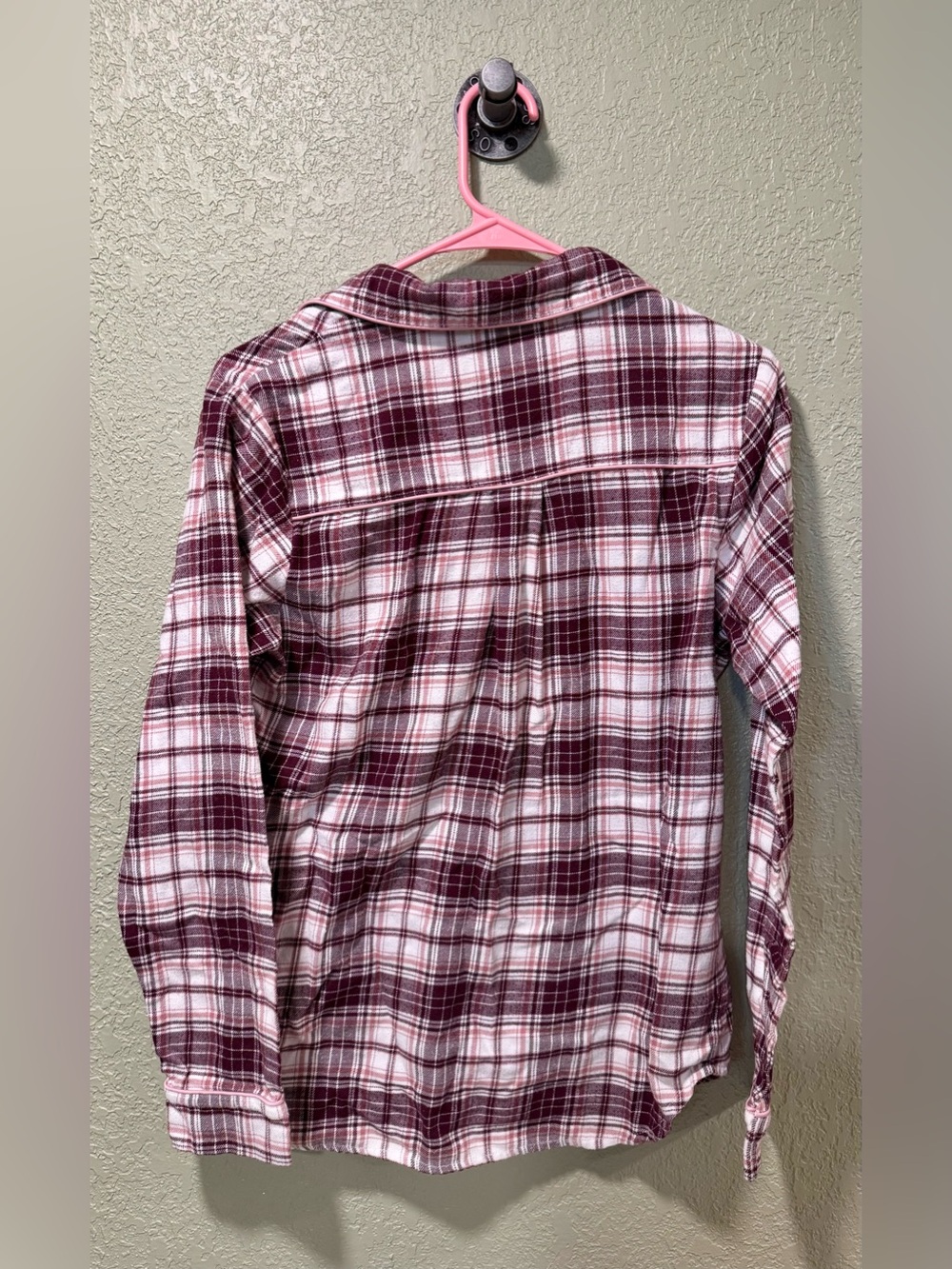 UGG Burgundy, Pink & White Plaid Pajama Set Small - Picture 4 of 7